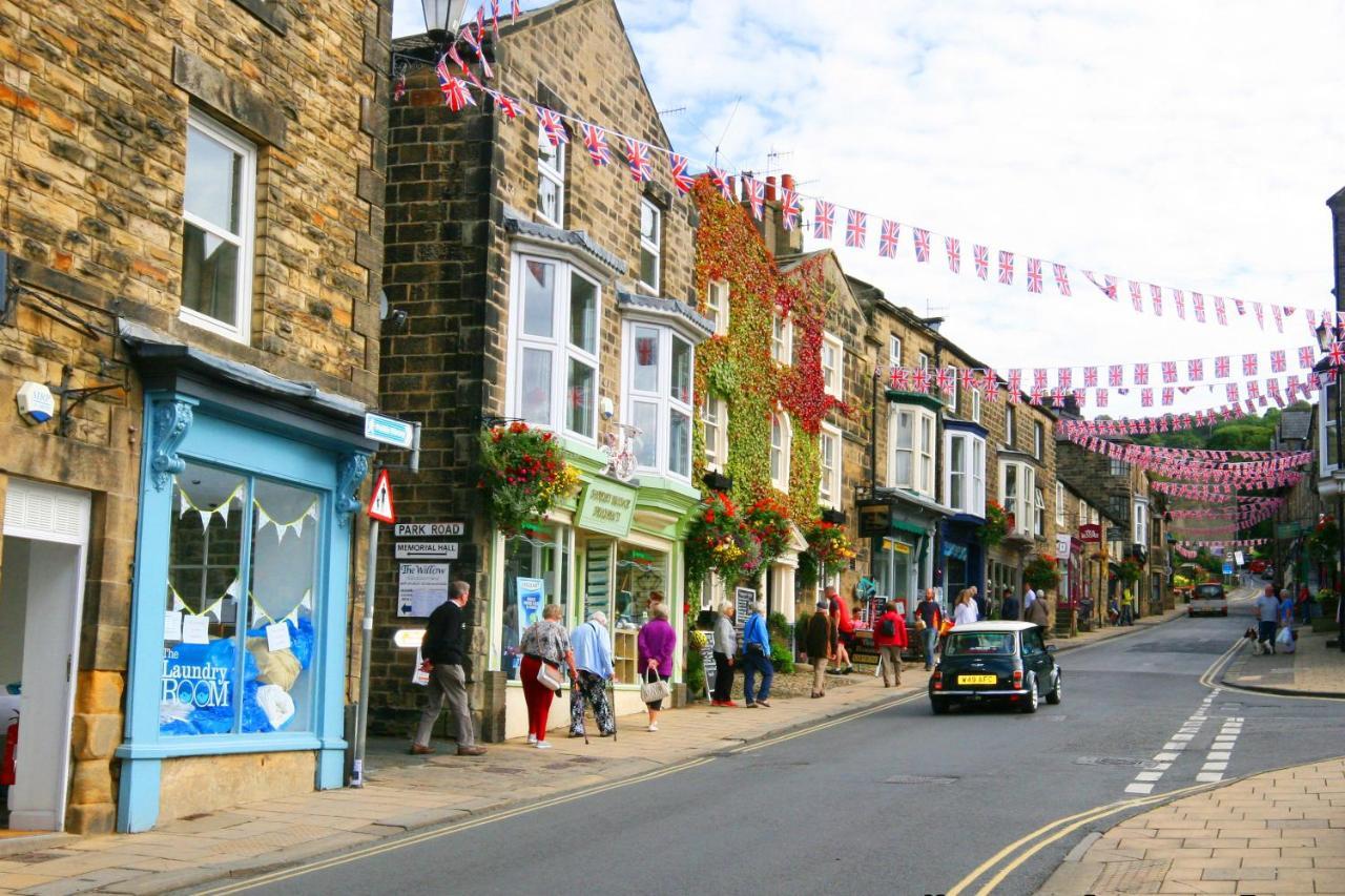The Willow Bed And Breakfast Pateley Bridge Exterior photo